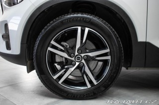 Volvo XC40 B3 DARK PLUS *HARMAN*ČR 1 2023