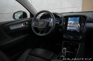 Volvo XC40 B3 DARK PLUS *HARMAN*ČR 1 2023