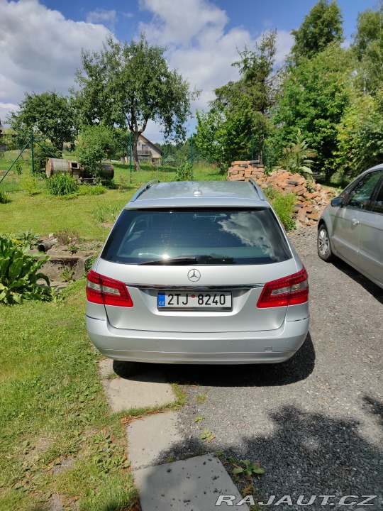 Mercedes-Benz E 2012