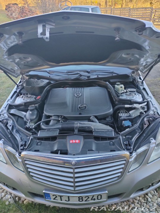 Mercedes-Benz E 2012