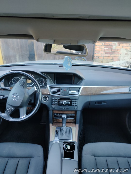 Mercedes-Benz E 2012