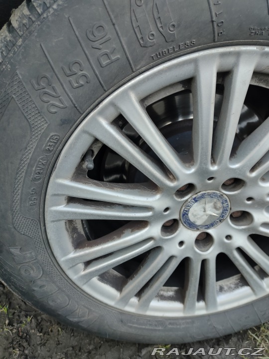 Mercedes-Benz E 2012