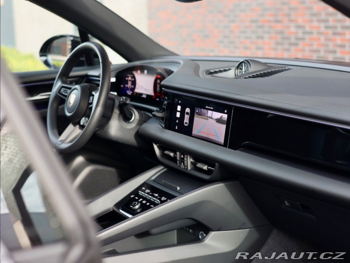 Porsche Macan Electric 4 Nový model! 2024