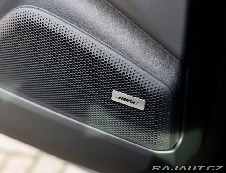 Porsche Macan Electric 4 Nový model! 2024