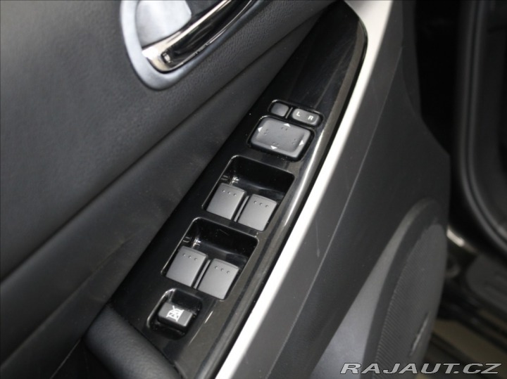 Mazda CX-7 2,2 D Revolution BOSE TZ 2010