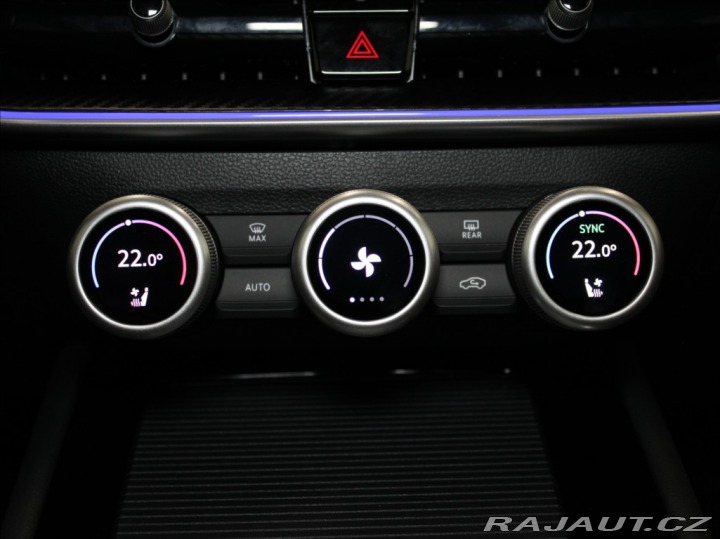 Škoda Superb 1,5 PHEV SportLine 5L ZÁR 2025