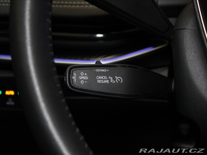 Škoda Superb 1,5 PHEV SportLine 5L ZÁR 2025