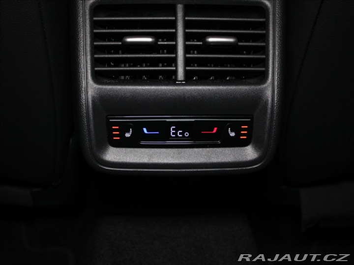 Škoda Superb 1,5 PHEV SportLine 5L ZÁR 2025