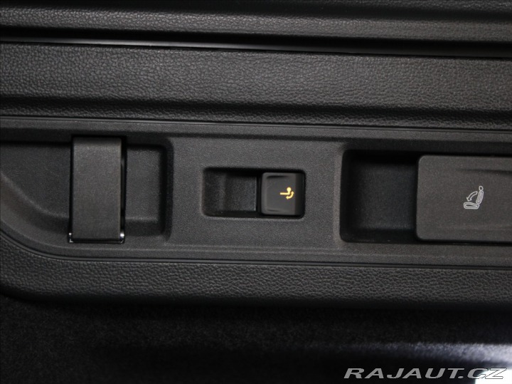 Škoda Superb 1,5 PHEV SportLine 5L ZÁR 2025