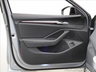 Škoda Superb 1,5 PHEV SportLine 5L ZÁR 2025