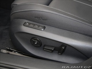 Škoda Superb 1,5 PHEV SportLine 5L ZÁR 2025