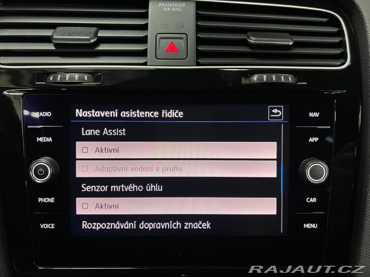 Volkswagen Golf R 221kW DSG 4M, PANORAMA 2020