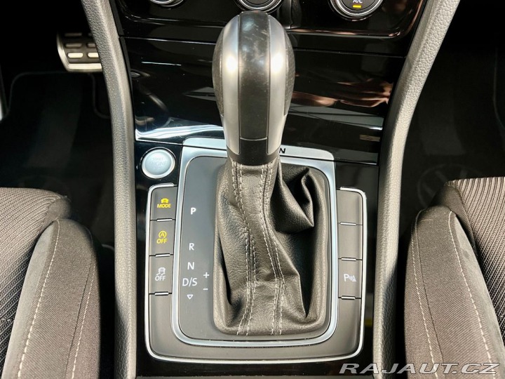 Volkswagen Golf R 221kW DSG 4M, SPORT. VÝ 2019