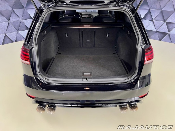 Volkswagen Golf R 221kW DSG 4M, PANORAMA 2020