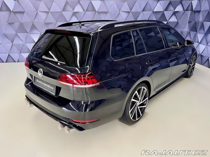 Volkswagen Golf R 221kW DSG 4M, PANORAMA 2020