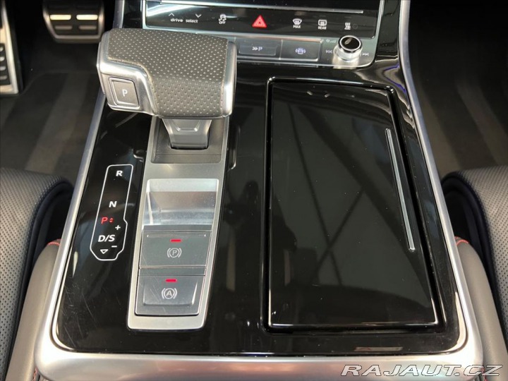 Audi SQ7 4.0 TFSI QUATTRO, 7.MÍST 2024
