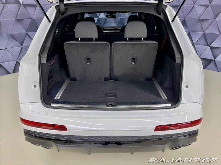 Audi SQ7 4.0 TFSI QUATTRO, 7.MÍST 2024