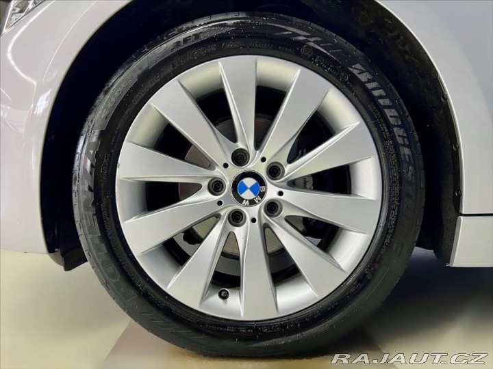 BMW 3 320d MODERN LINE, BI-XENO 2014