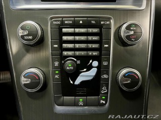 Volvo XC60 D4 AWD MOMENTUM, TEMPOMAT 2016