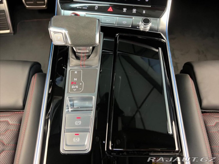 Audi RS6 PERFORMANCE, KERAMICKÉ BR 2025