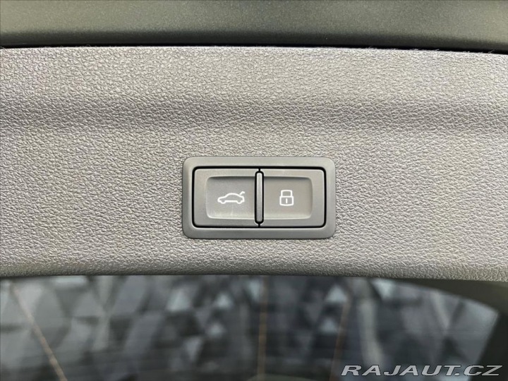 Audi RS6 PERFORMANCE, KERAMICKÉ BR 2025