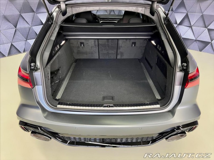 Audi RS6 PERFORMANCE, KERAMICKÉ BR 2025