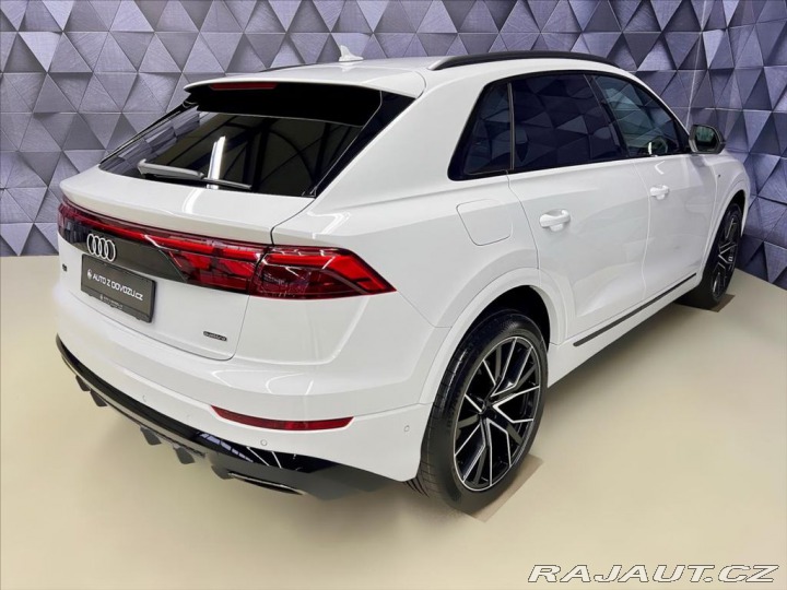 Audi Q8 50TDI QUATTRO S-LINE, BLA 2025