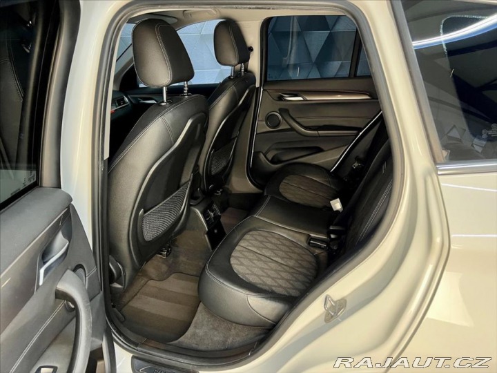 BMW X1 18d sDrive XLINE A/T, BI- 2017