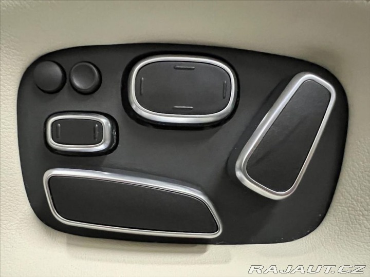 Land Rover Range Rover SDV8 AUTOBIOGRAPHY, VZDUC 2014