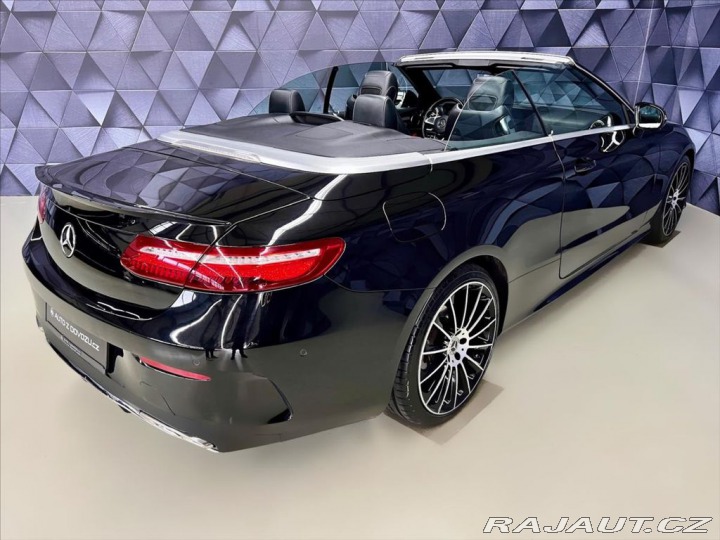 Mercedes-Benz E 300 AMG 9G-TRONIC CABRIO 2018