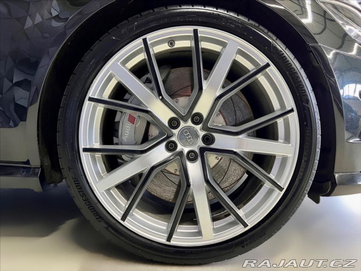 Audi RS6 PERFORMANCE, AKRAPOVIČ, B 2016