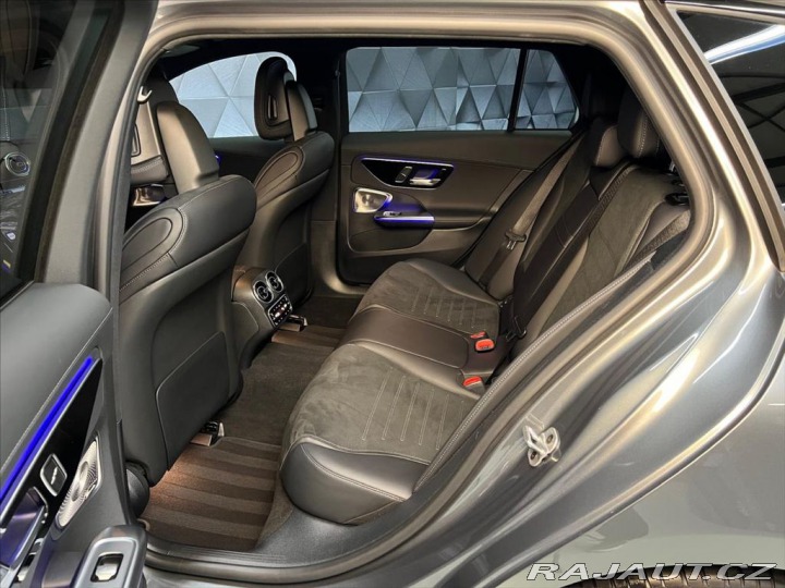 Mercedes-Benz C 220d 4M AMG, BURMESTER, T 2024