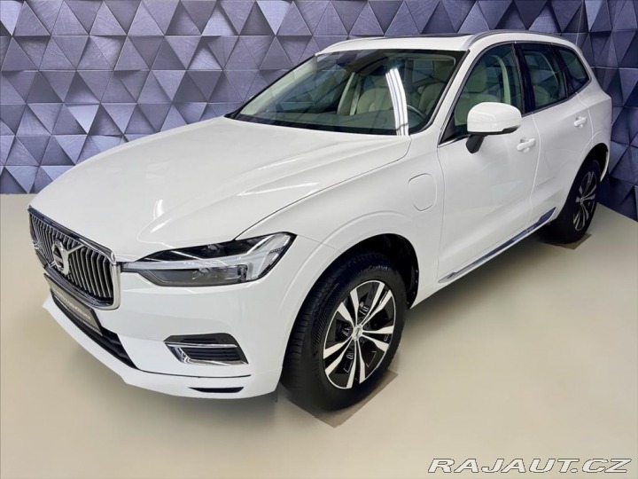 Volvo XC60 T6 AWD RECHARGE, WEBASTO 2021