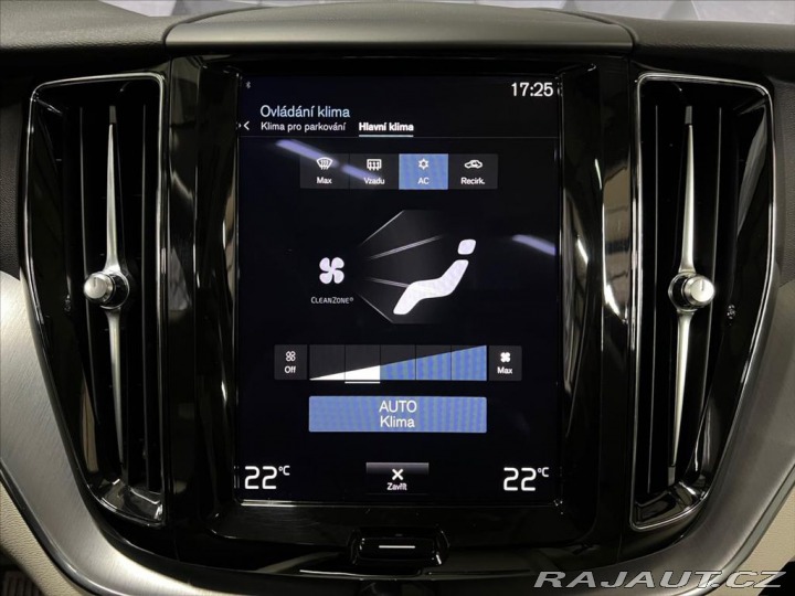 Volvo XC60 T6 AWD RECHARGE, WEBASTO 2021