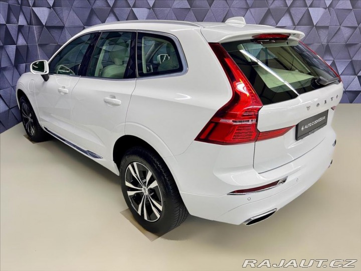 Volvo XC60 T6 AWD RECHARGE, ACC, PAN 2021
