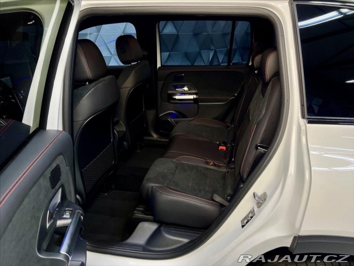 Mercedes-Benz GLB 200d 8G-DCT 4MATIC AMG, L 2025