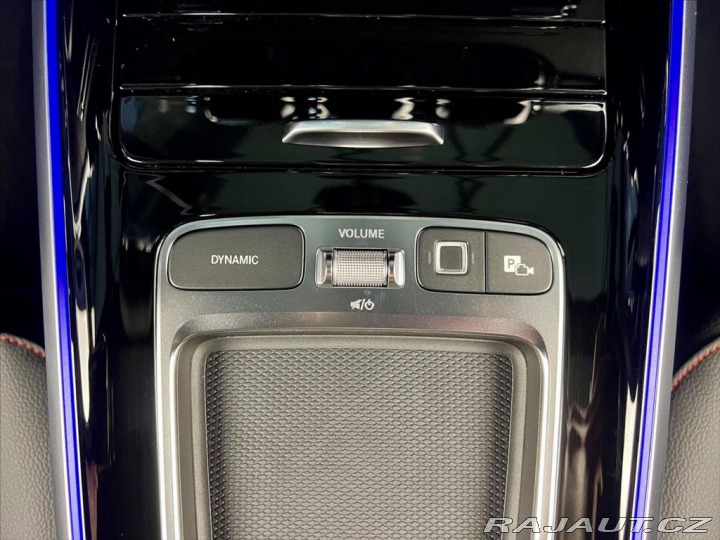 Mercedes-Benz GLB 200d 8G-DCT 4MATIC AMG, L 2025