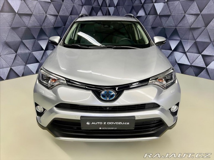 Toyota RAV4 2,5 HYBRID 4WD e-CVT EXEC 2017