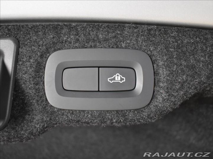 Volvo S60 2,0 B5 momentum Headup,BL 2021