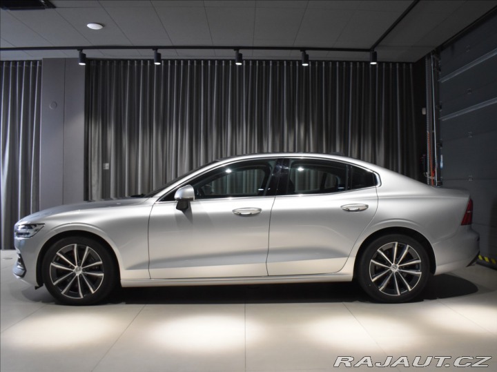 Volvo S60 2,0 B5 momentum Headup,BL 2021