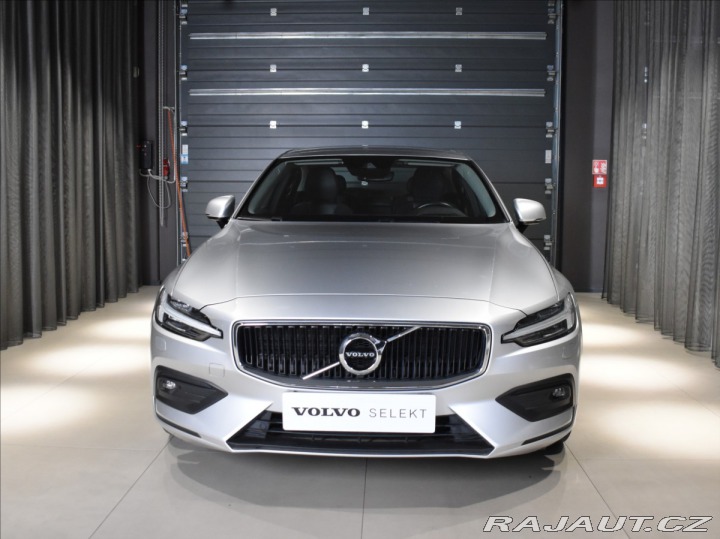 Volvo S60 2,0 B5 momentum Headup,BL 2021