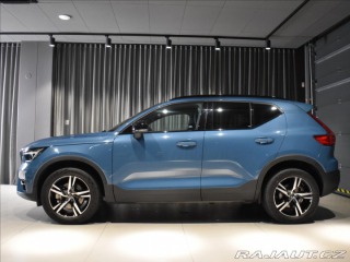 Volvo XC40 2,0 B4 AWD PLUS Bezklíč,H 2023