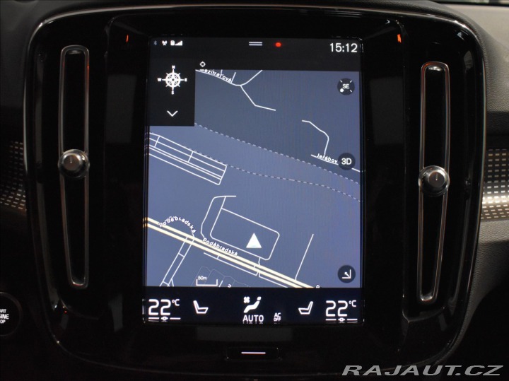 Volvo XC40 2,0 B4 AWD R-design BLIS 2021