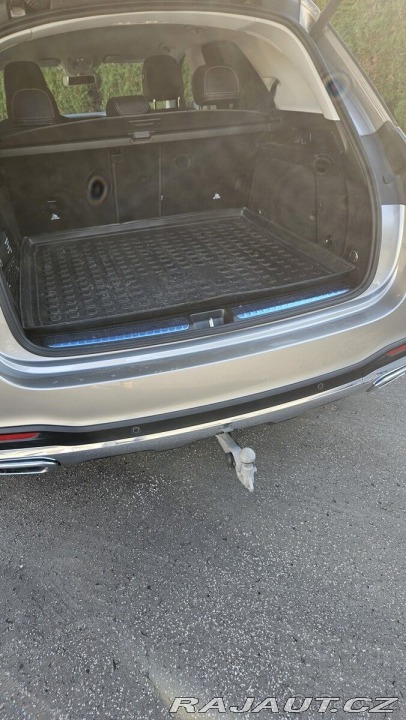 Mercedes-Benz GLE 2,0 300D 4MATIC (1950 c 2020