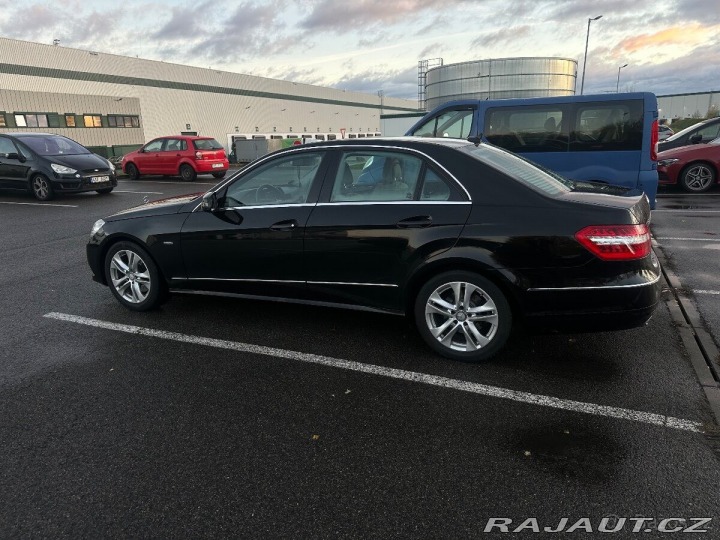 Mercedes-Benz Ostatní modely w212 1800