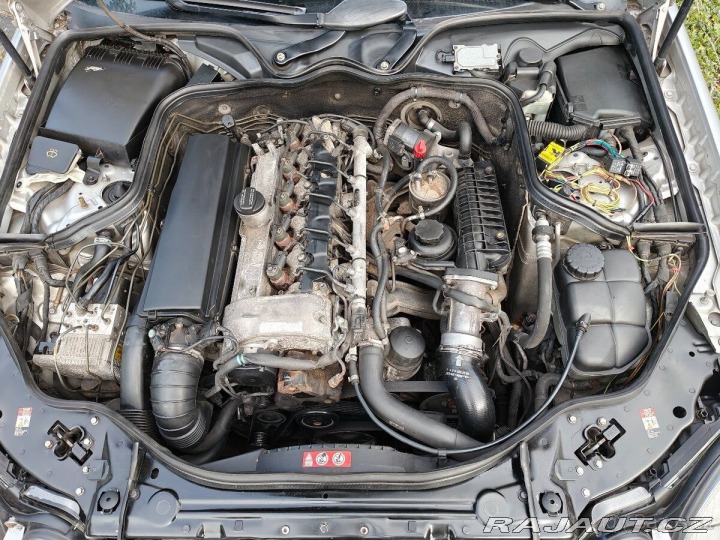 Mercedes-Benz E W211 E270 CDI - pěkná výb 1800