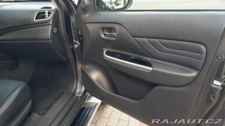 Mitsubishi L200 2,3 Instyle 2021, záruk 2021