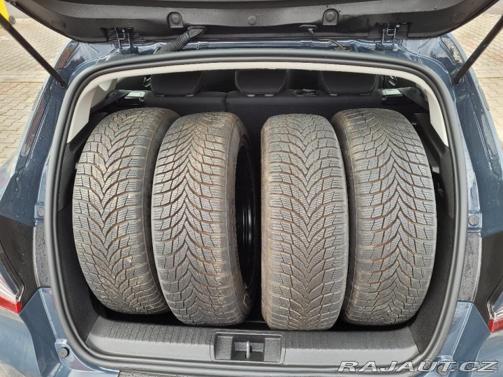 Renault Captur 1,0 2. sada kol,předpla 1800