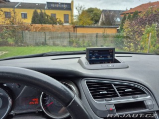 Peugeot 5008 HDI, 7 míst, panar.okno 2011
