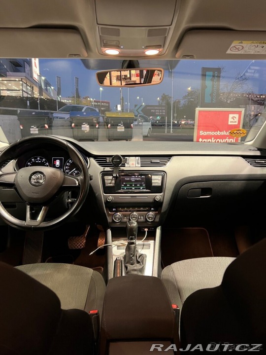 Škoda Octavia 1,4 TSI 2016 — Excellen 2016